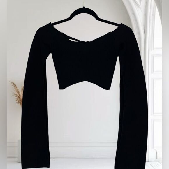 HOUSE OF CB Crop Top Off Shoulder Bandage Flare Slit Sleeves Black Size XS - Picture 4 of 10